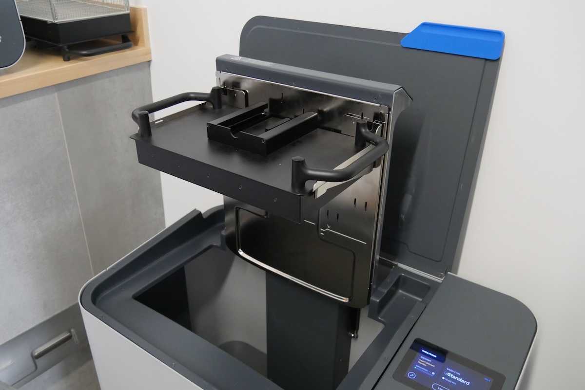 Receiving and setting up the Form Wash L V2 | Formlabs
